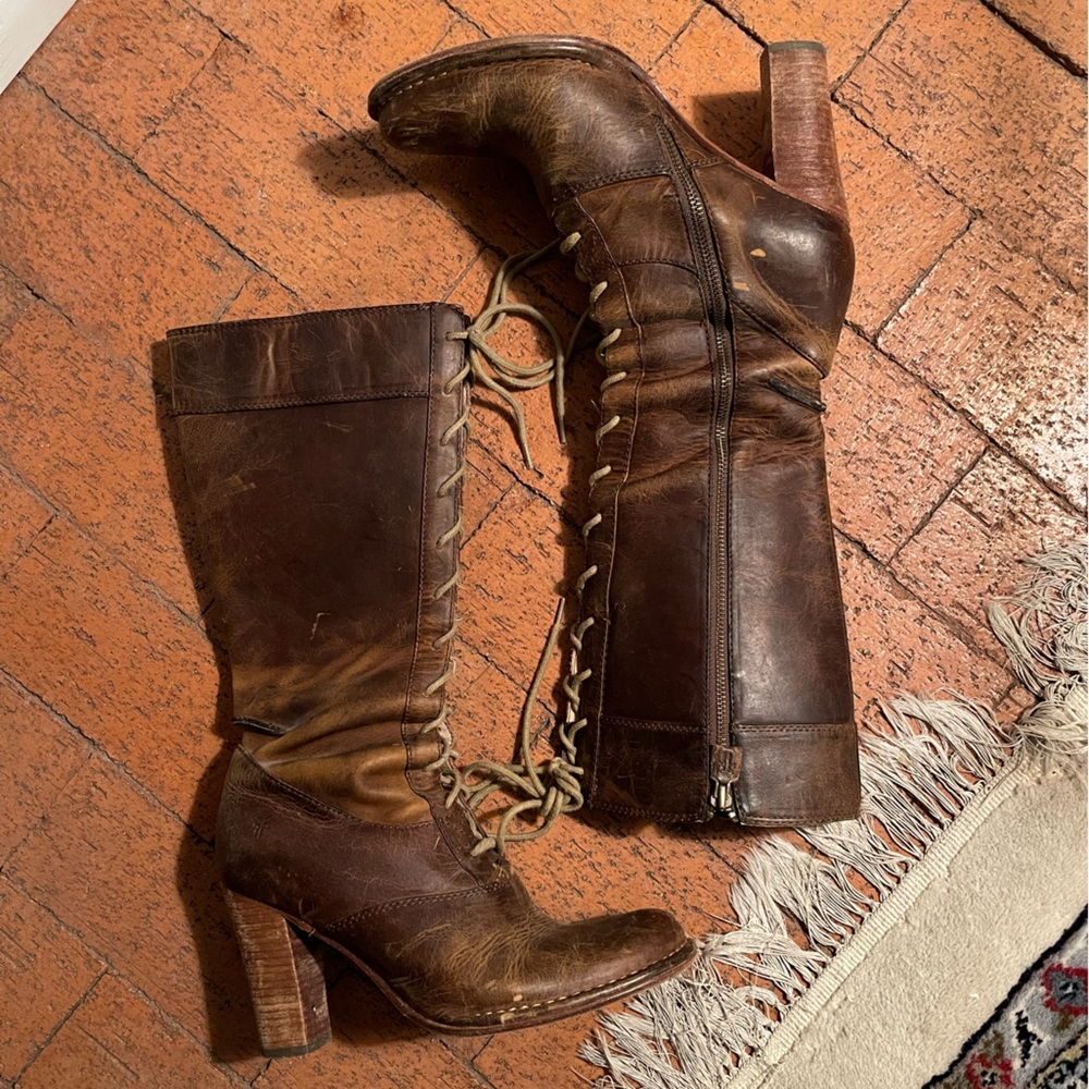 FRYE Villager Boots